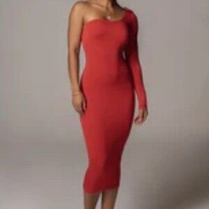 NWT • JLUXLABEL • JLUXBASIX RED EM ONE SHOULDER BASIC DRESS • MIDI • SMALL